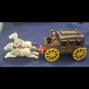 Cast iron Western Stagecoach w/ Driver